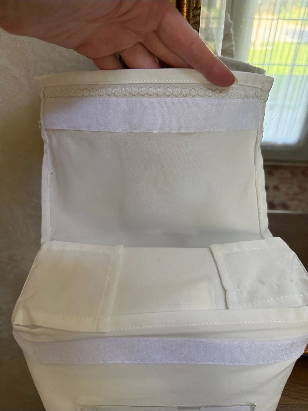DKNY White Full Sheet Set with Decorative Stitching.